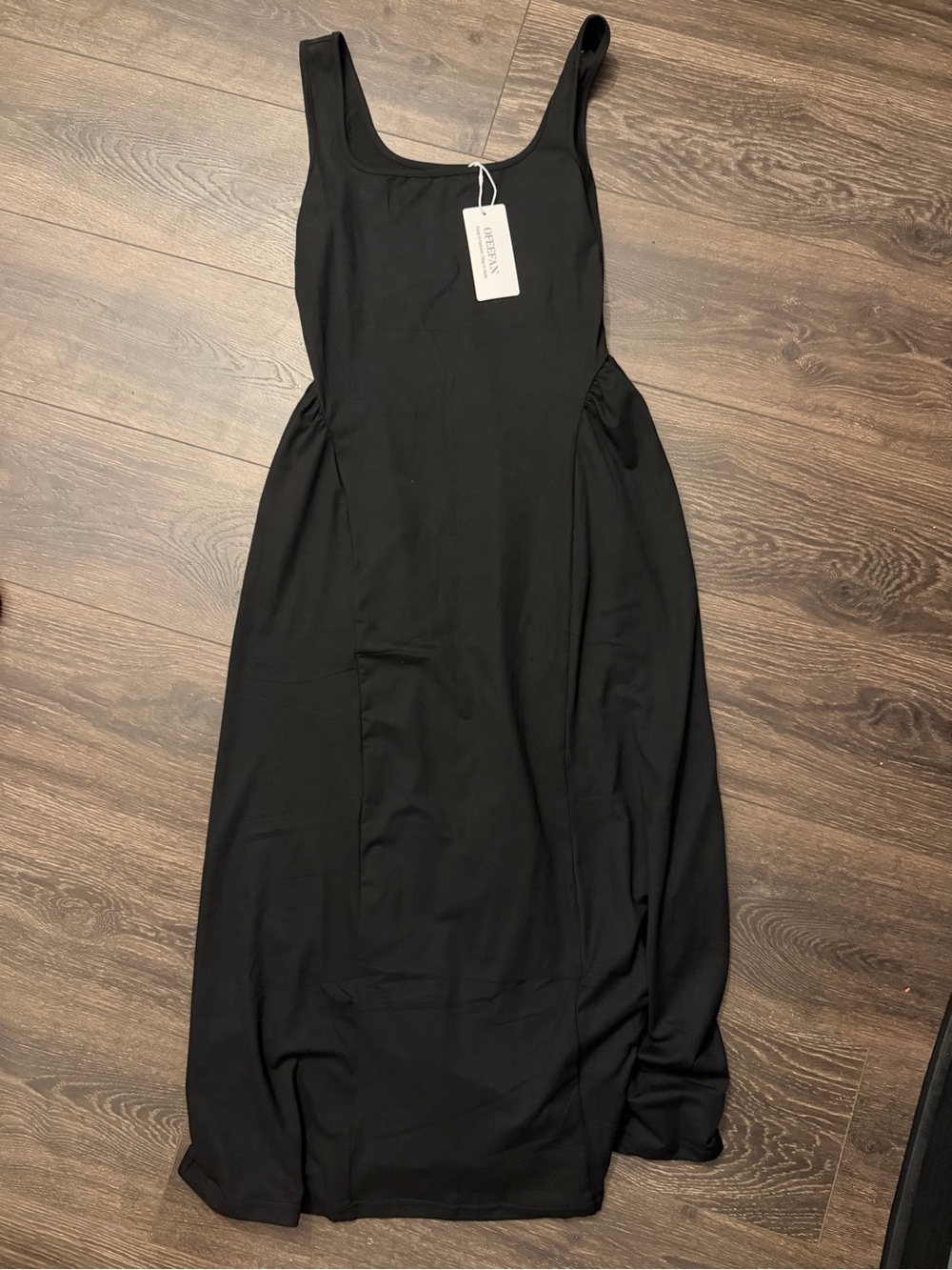 Black Scoop-Neck Maxi Dress
